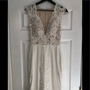 White April Paige WA 153 Gown